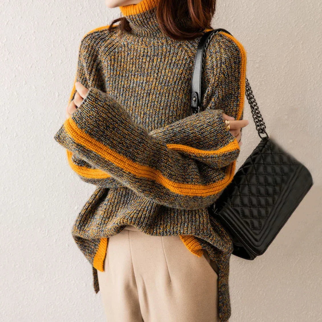 DIANA | ELEGANT KNITTED TURTLENECK