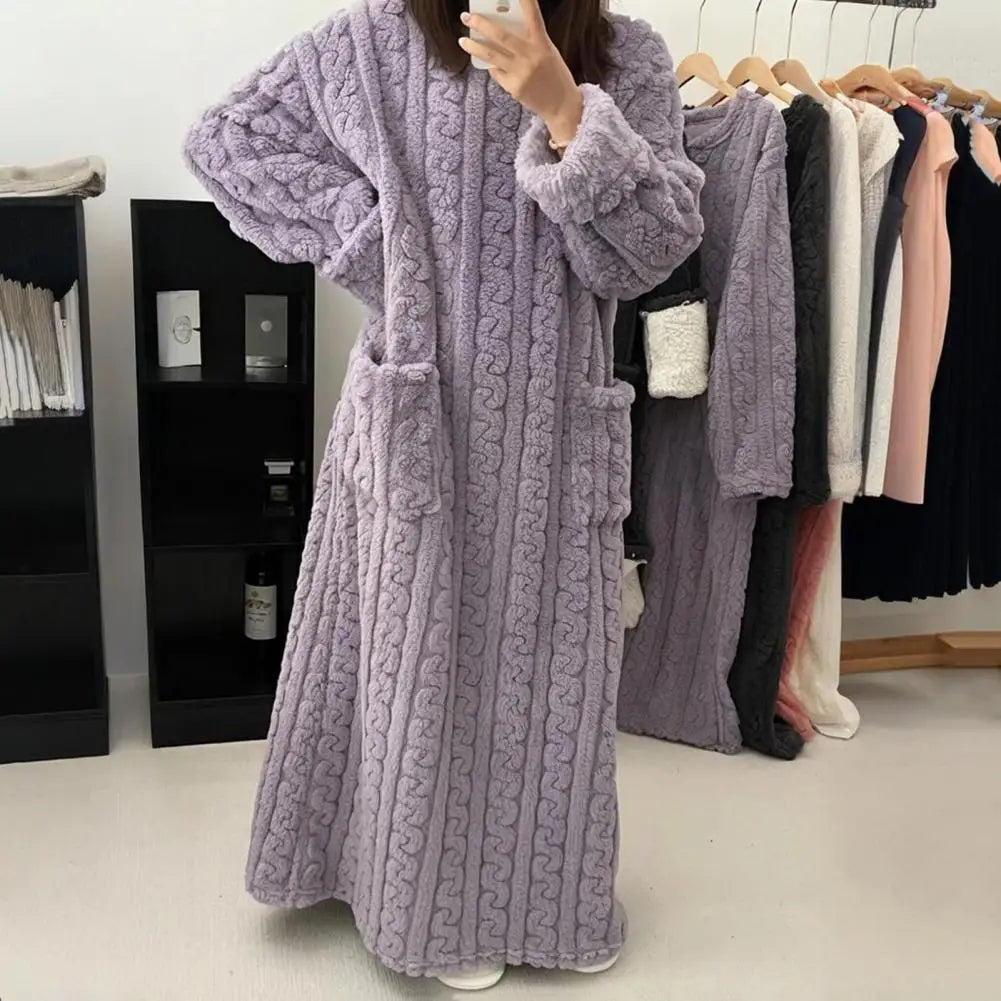 Vreni – Winter Coral Velvet Home Clothes