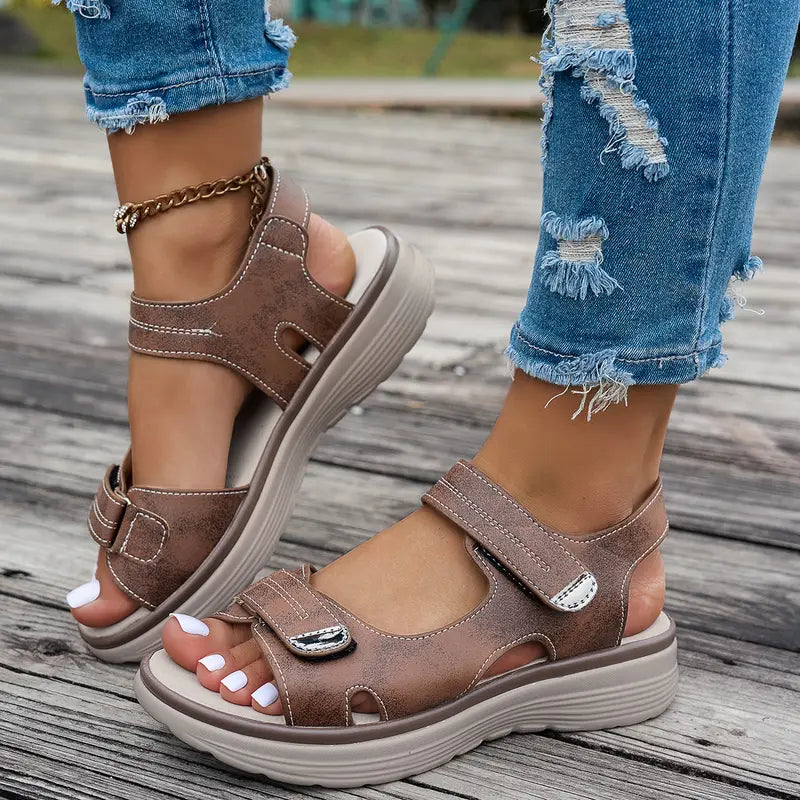 KIREL | ADJUSTABLE WALKING SANDALS