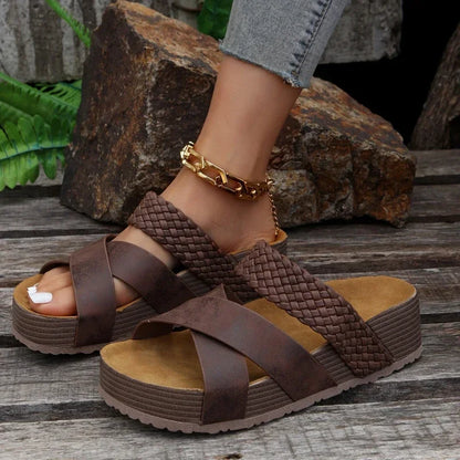 TREVINA | WOVEN STRAP PLATFORM SANDALS