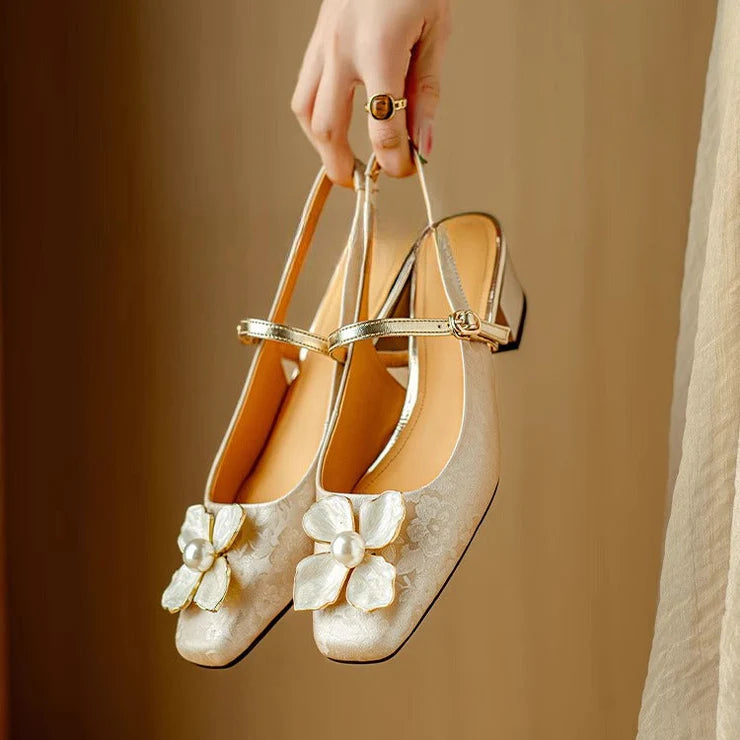 Jaylene – Elegant Block Heel Pumps
