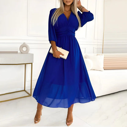 Lina – Romantic Ruffle Dress