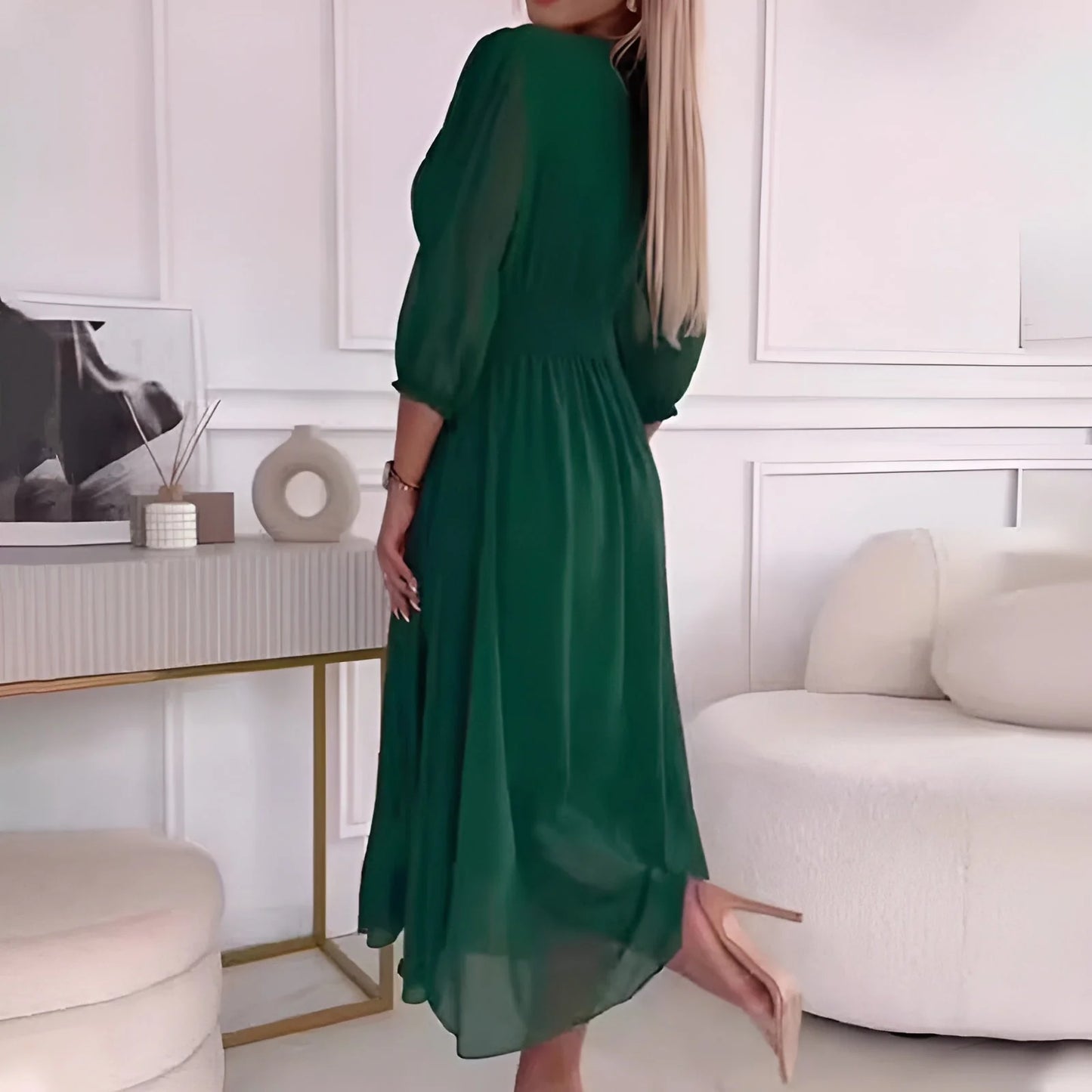 Lina – Romantic Ruffle Dress
