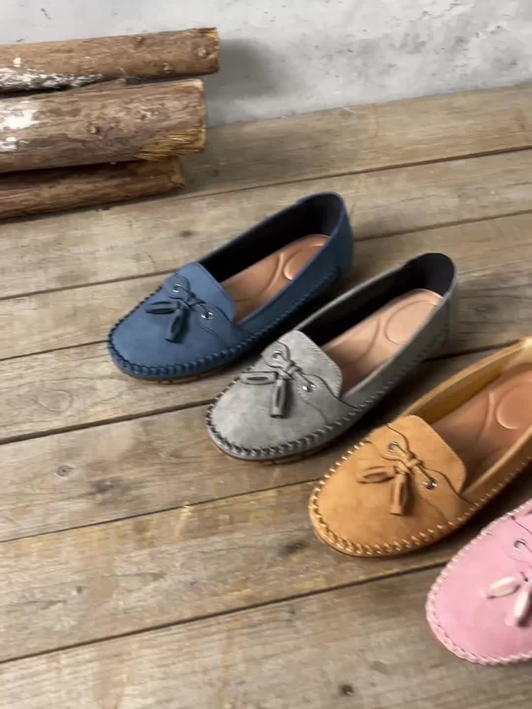 Nadine – Classic Tassel Loafers
