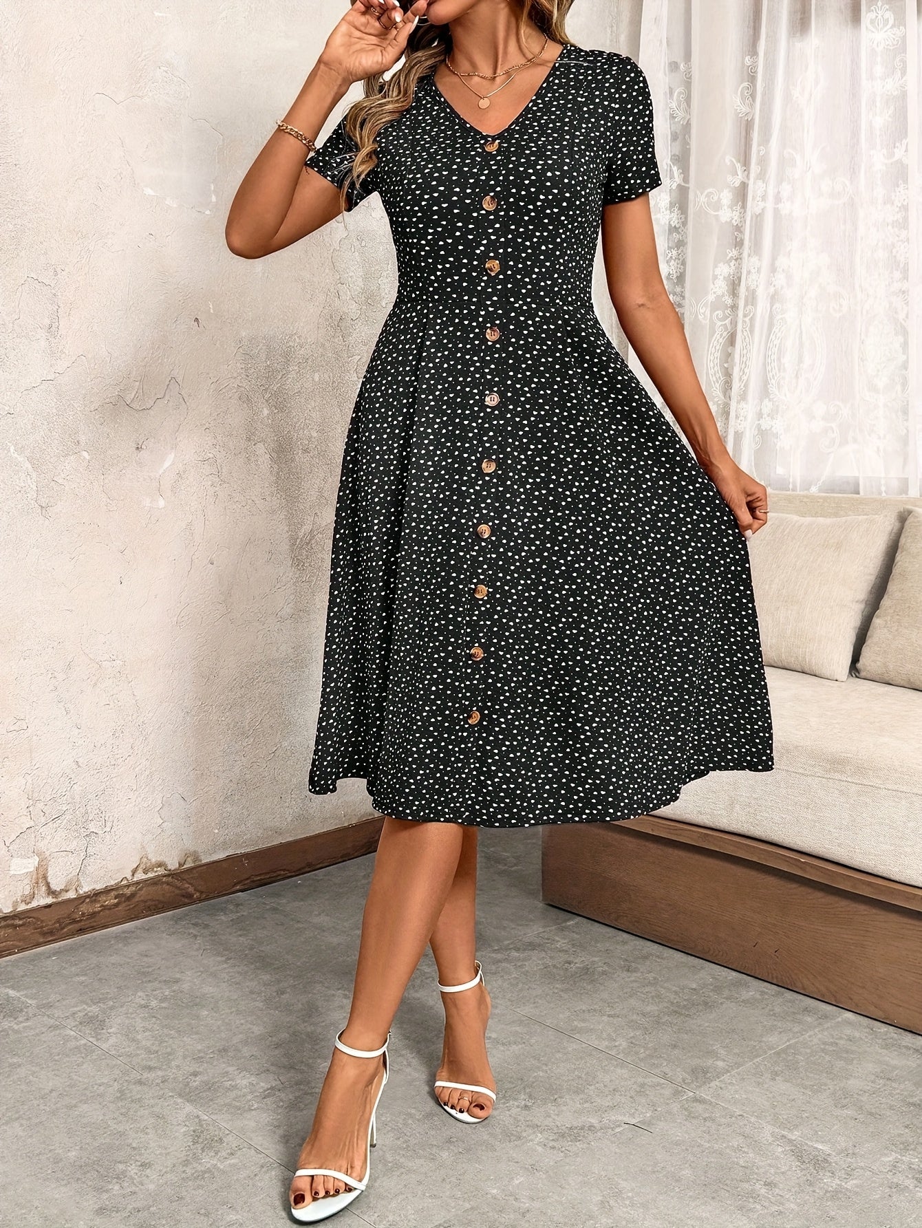 Noir – Black Floral V-Neck Button Dress