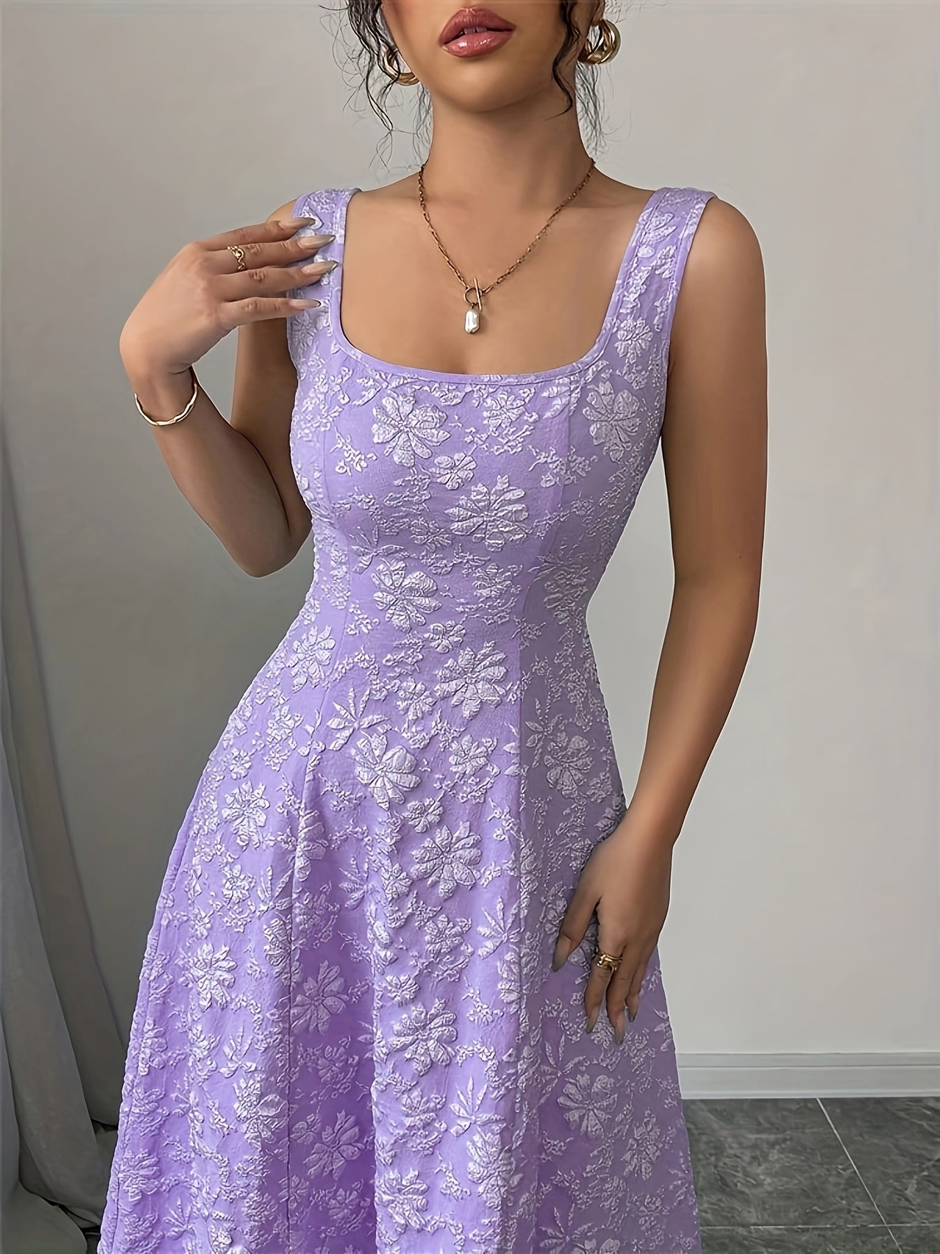 Lila – Floral Print Sleeveless Midi Dress