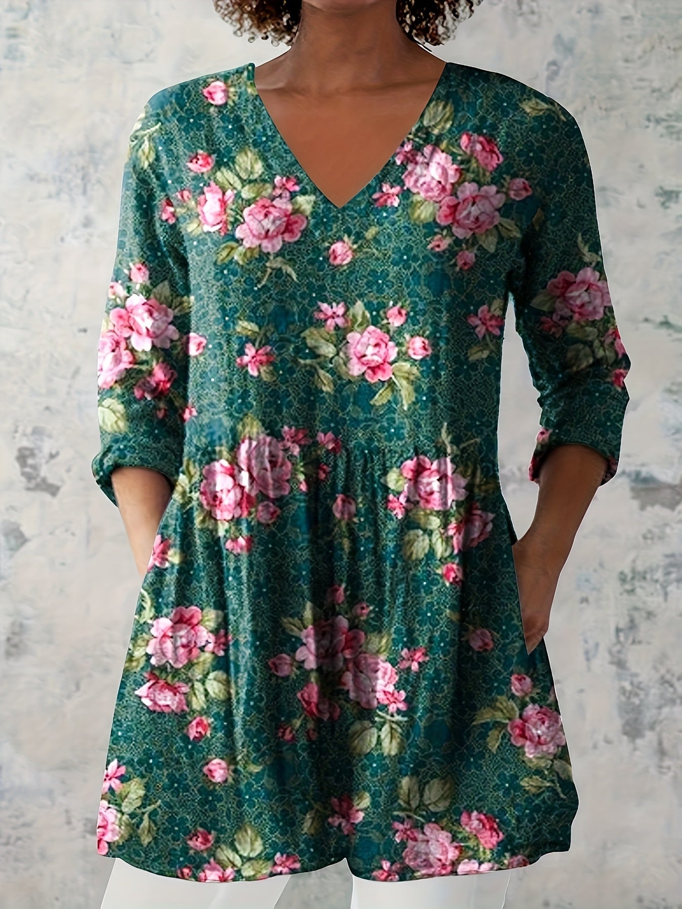 Blooms & Grace – Vintage Floral T-Shirt Dress